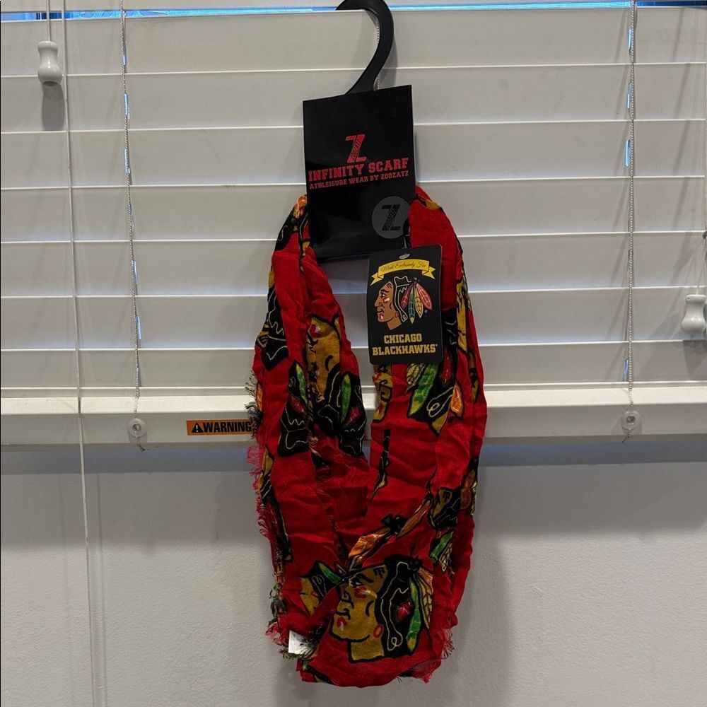 Chicago Blackhawks‎ Infinity Scarf